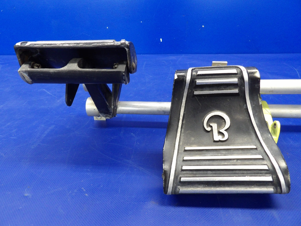 Beech 76 Duchess Rudder Pedals & Bars Set P/N 169-524013-67 (0526-2053)2