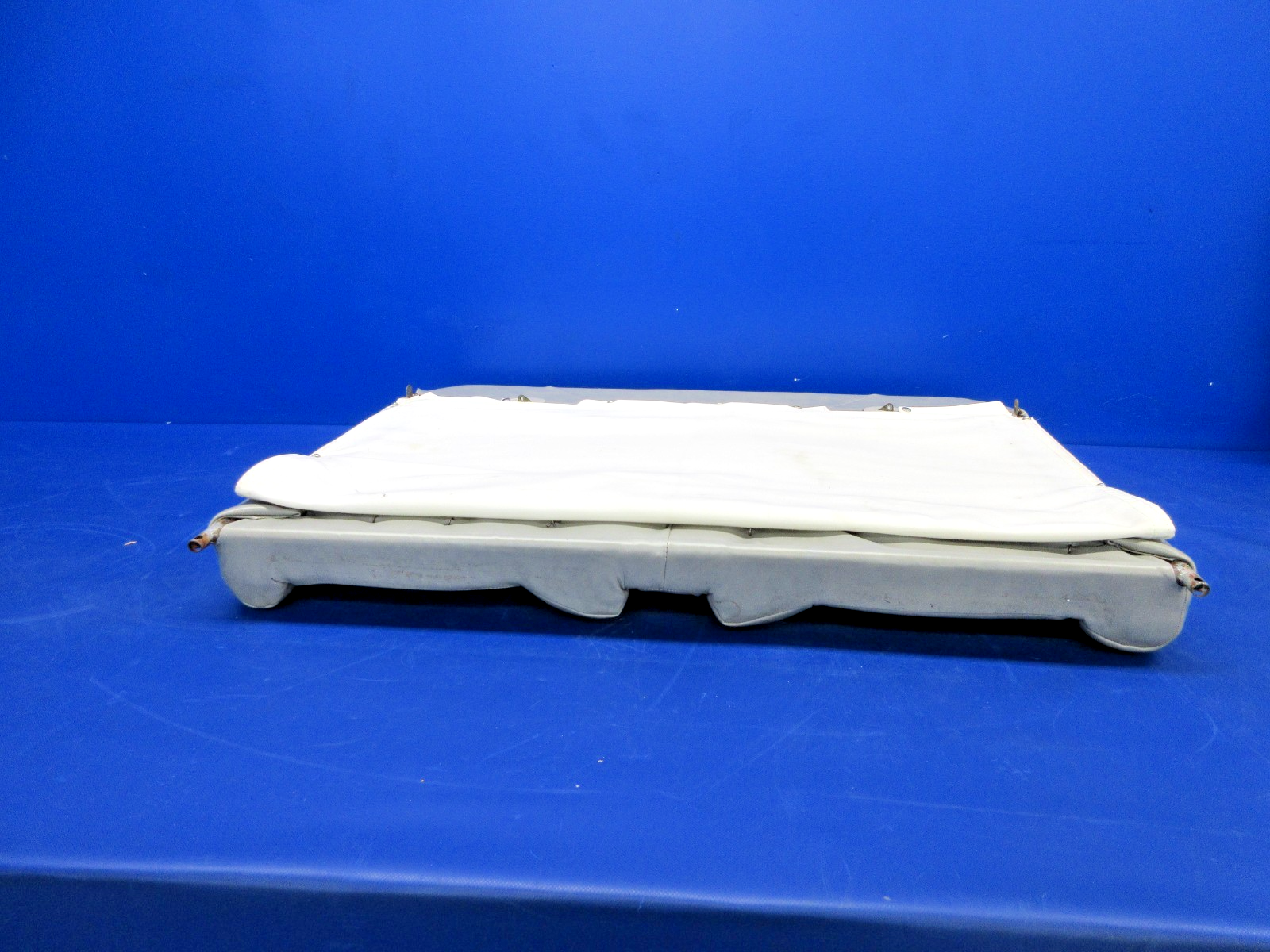 Beech F35 Bonanza Rear Seat Bench & Back P/N 35-534155 (0726-799)13