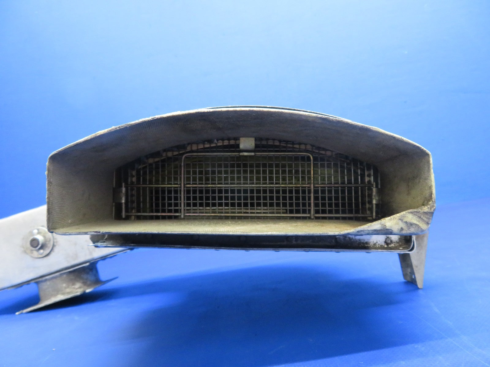 Cessna 310 / 310J Air Induction Box P/N 0850440-10, 0850440-11 (0326-1756)2