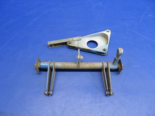 Cessna 421 Nose Gear Torque Tube & Bellcrank P/N 0842140-3 (0726-462)0