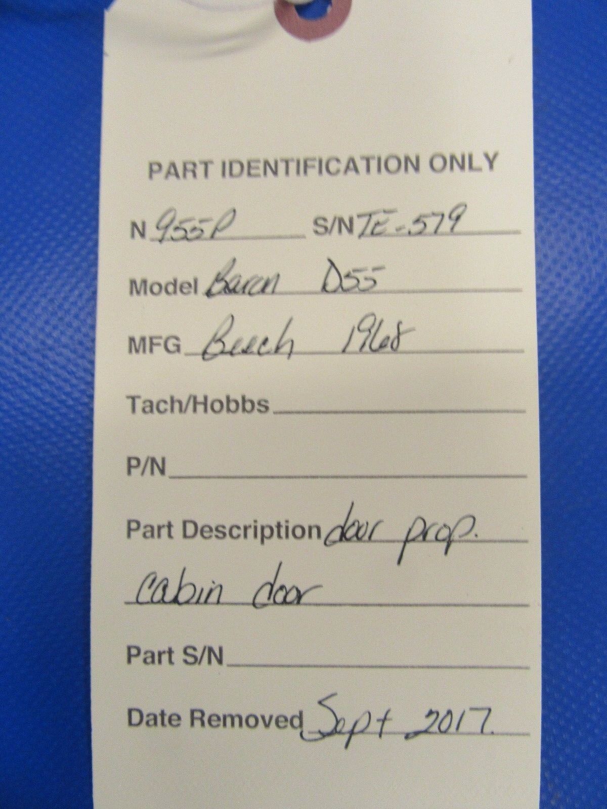 Beech Door Prop Cabin Door P/n 95-420012-642  (1017-58)