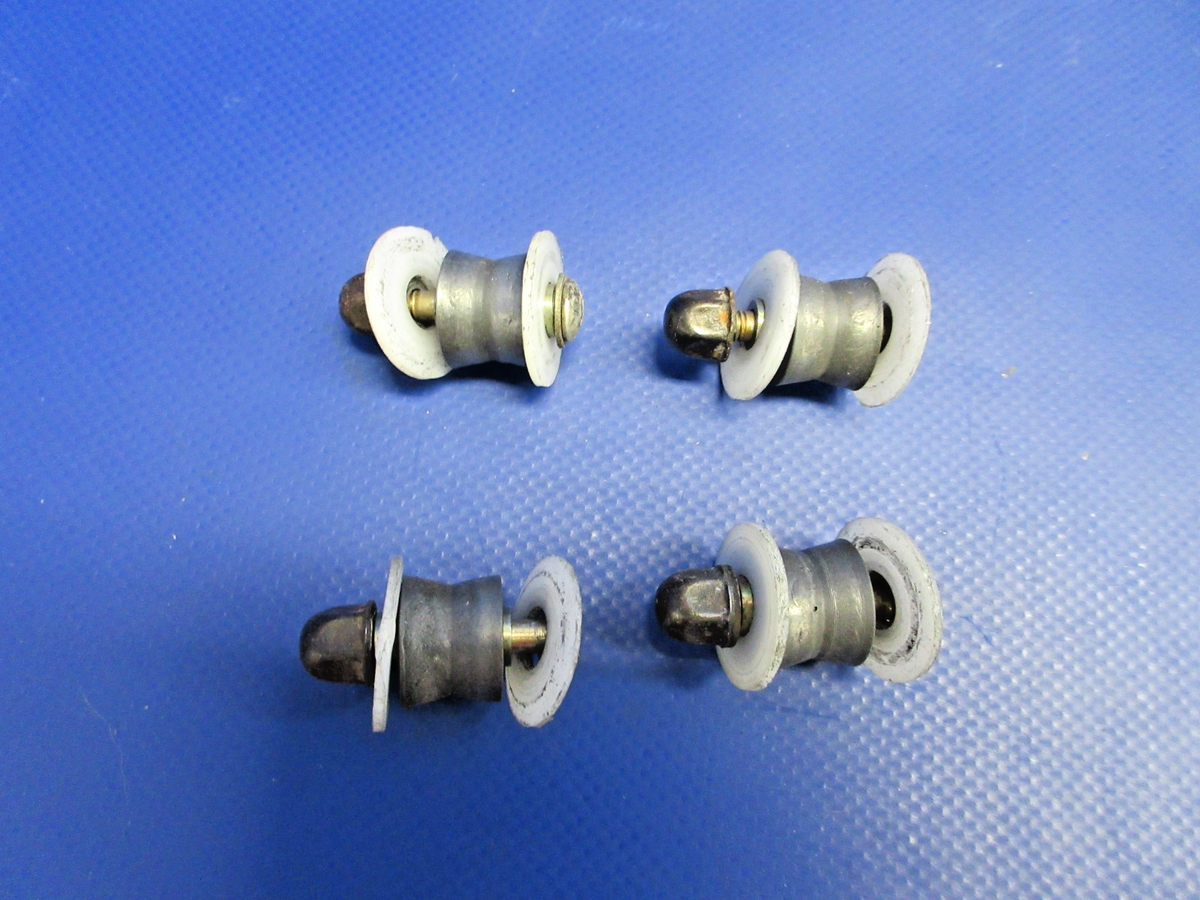 Cessna 172 Seat Roller P/N 1414100-212 SET OF 4 (0926-871)1