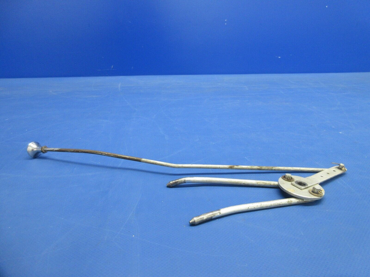 Bellanca 17-31A Viking Seat Actuating Mechanism Assy P/N 196612-20 (0924-823)