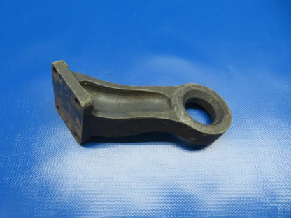 Continental E-225 Engine Mount Bracket RH Front P/N 531242 (1124-167)13