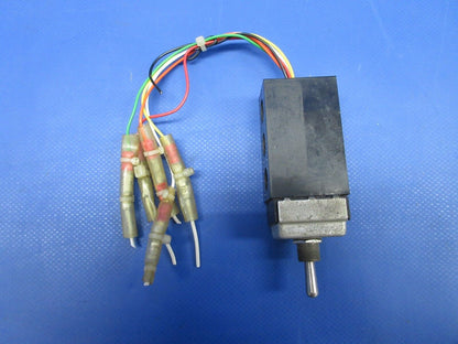 Piper PA-23-250 Aztec Hoskins Novastar Timer 11-28V P/N 701296-2 (0624-887)