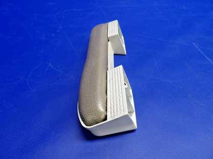 Cessna 172 / 172G Cabin Door Armrest P/N 1414082-18 (0326-1226)1