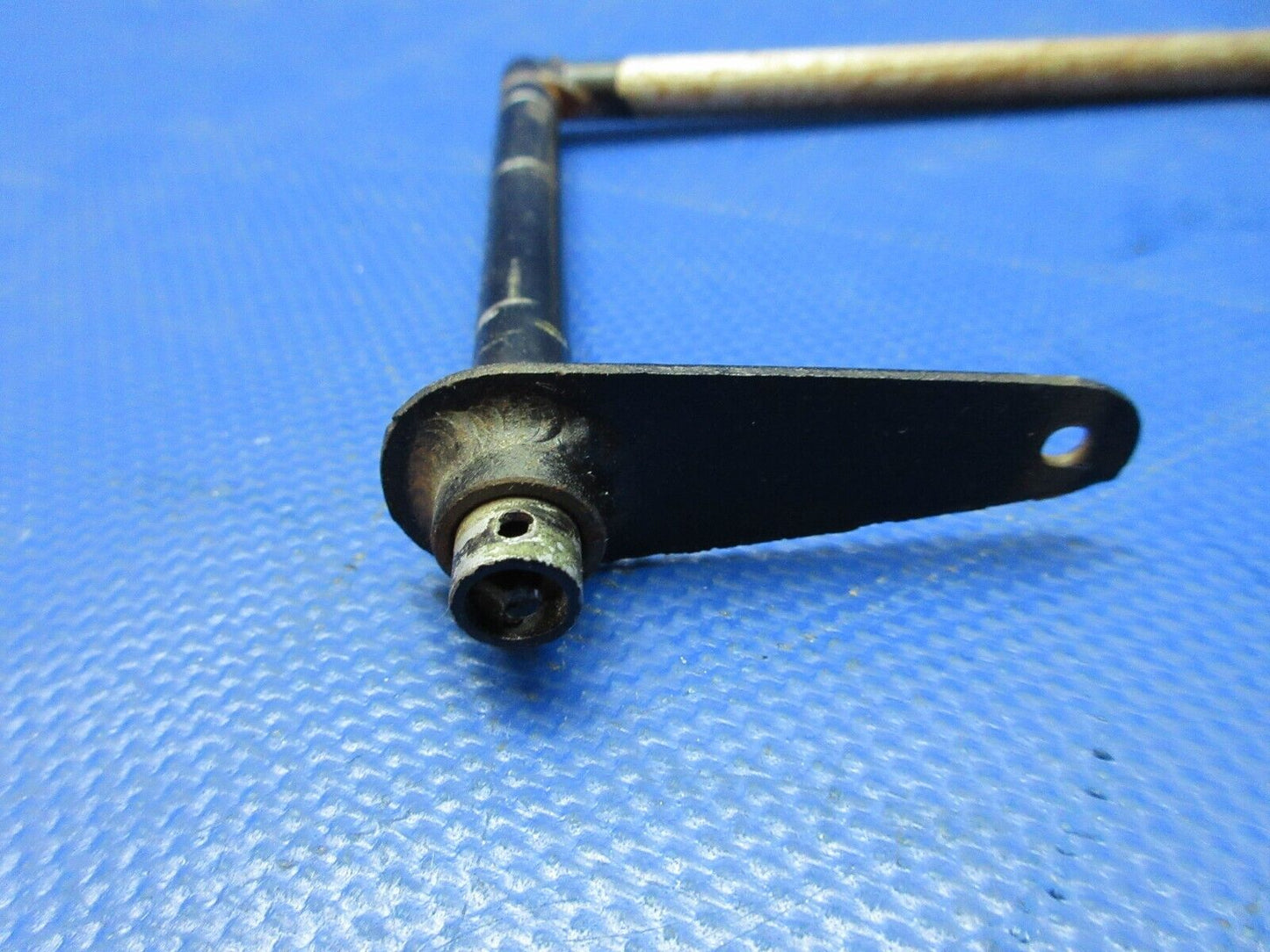 Cessna 337B Skymaster Handle Seat Recline w/ Bellcrank P/N 1514223-18(0924-1295)