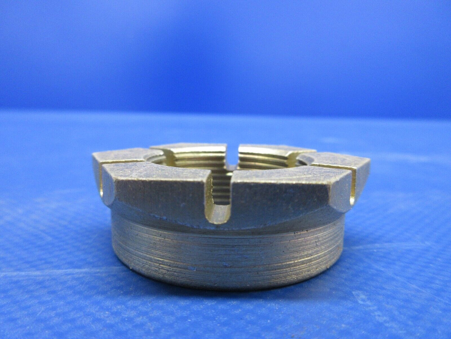 Piper Nose Gear Axle Nut P/N 67106-00, 477-700 NOS (0324-1318)
