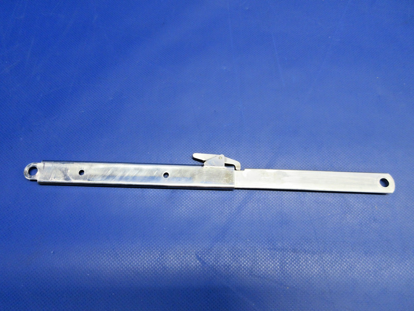Cessna 421 Upper Main Door Stop P/N 5211183-2 (0726-737)3