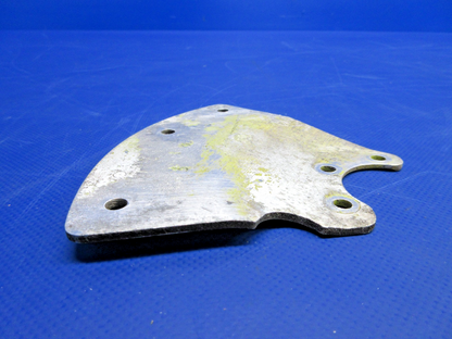 Piper PA-28-235 Cherokee RH Wheel Fairing Bracket P/N 63370-04 (0926-895)5