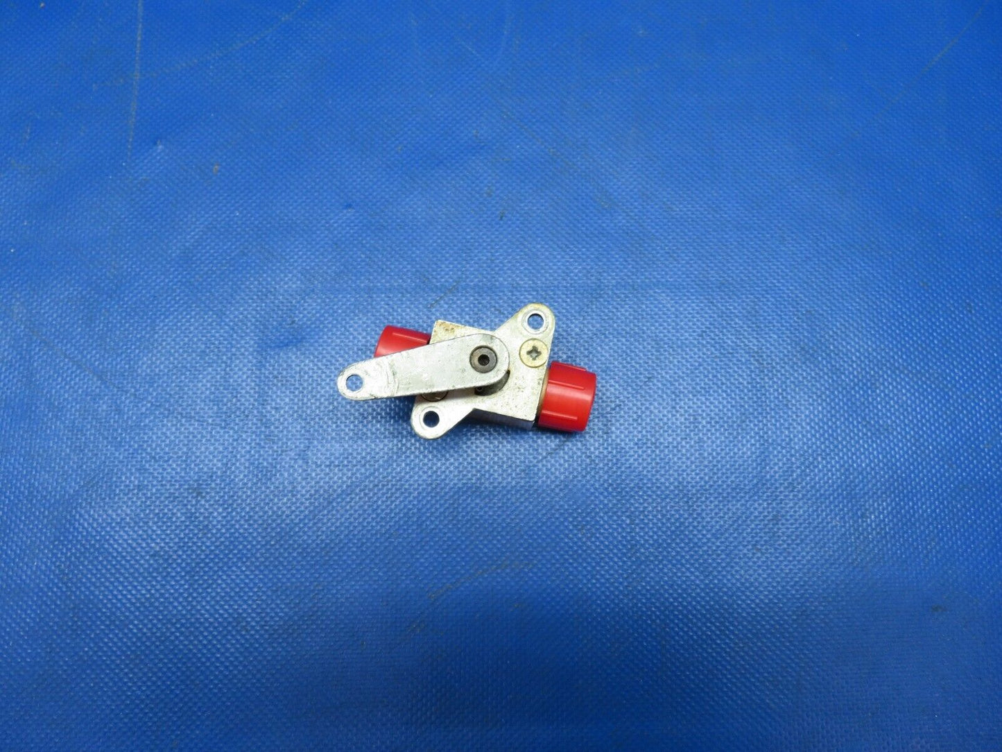 Cessna 177 / 177B Cardinal Sedco Fuel Shut Off Valve P/N S1903-1 (0824-1030)