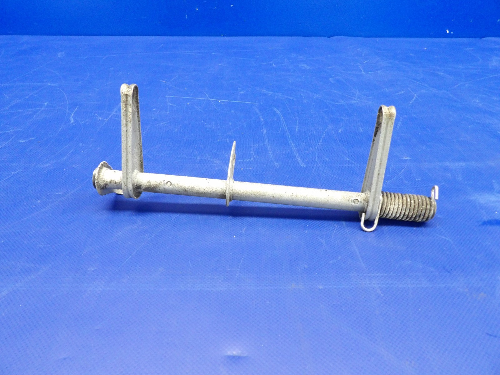 Beech 95 / D95A Travel Air Nose Gear Door Actuator P/N 95-820006-1 (0326-404)6