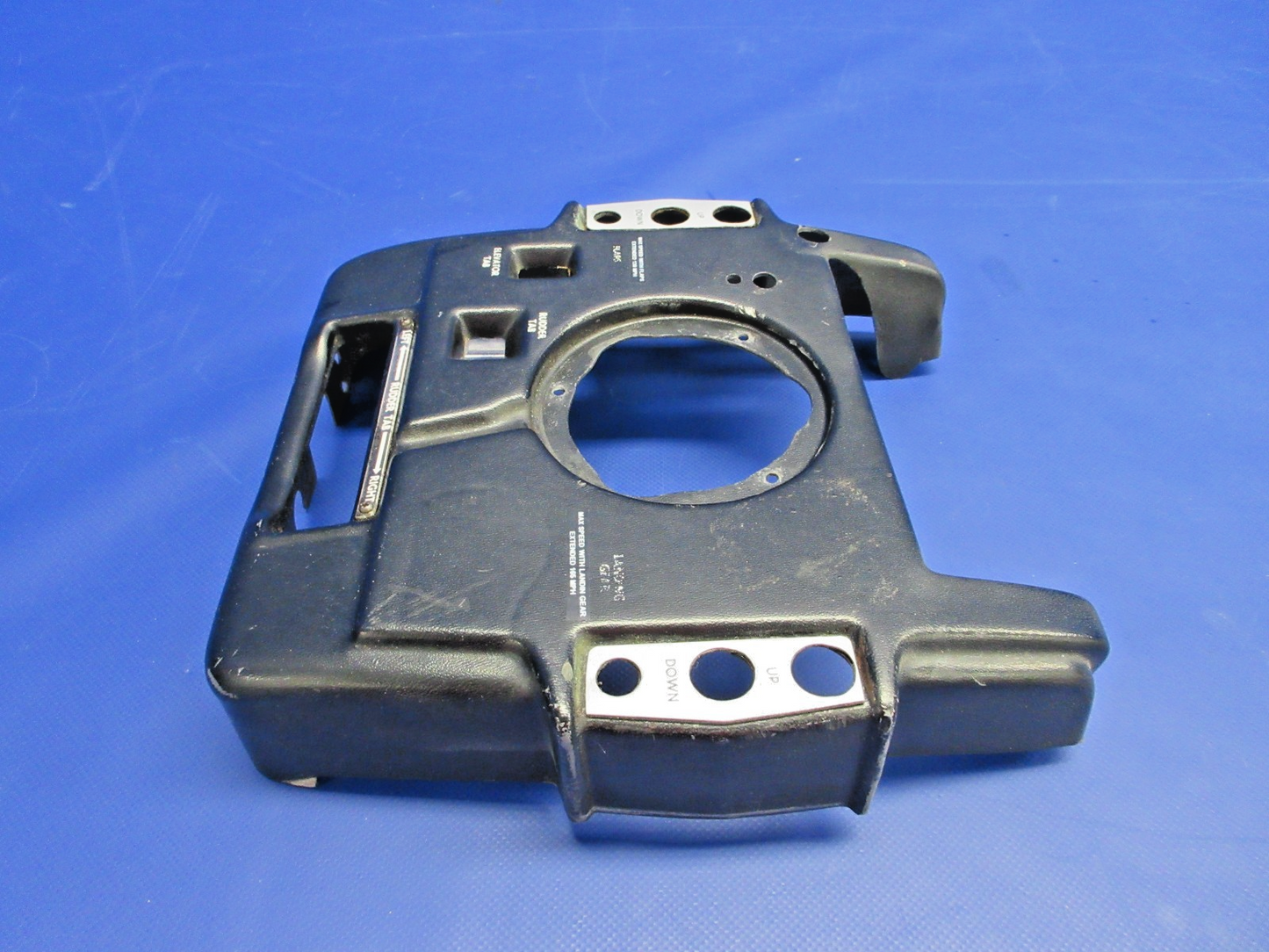 Beech D95A Travel Air Control Console Cover P/N 96-324036-11 (0326-727)4