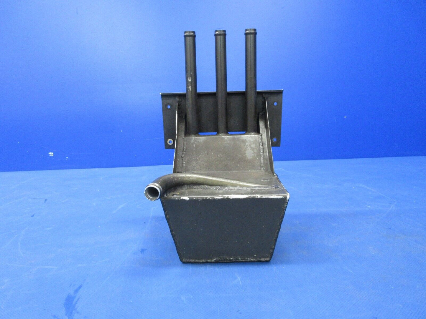 Piper PA-23-235 / 250 Turbocharger Oil Tank P/N 286-P23-0280111F (0824-2042)