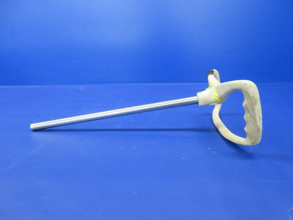 Early Cessna 210 Co-Pilot Control Wheel P/N 0513166-1 (1224-2066)