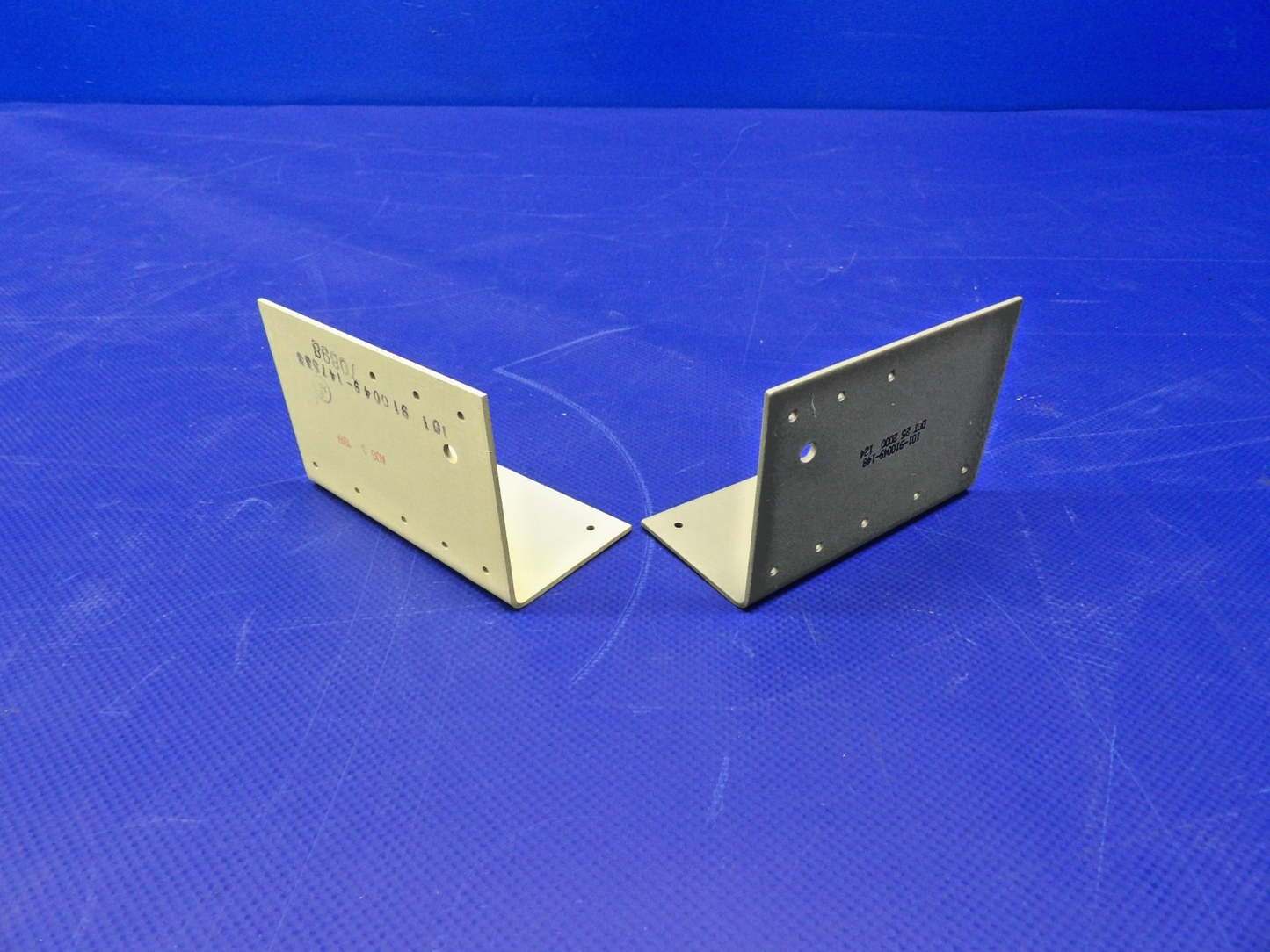 Beech Aft LWR Cowling Angle LH & RH w/ 8130 101-910049-147 & -148 NOS (0426-12138