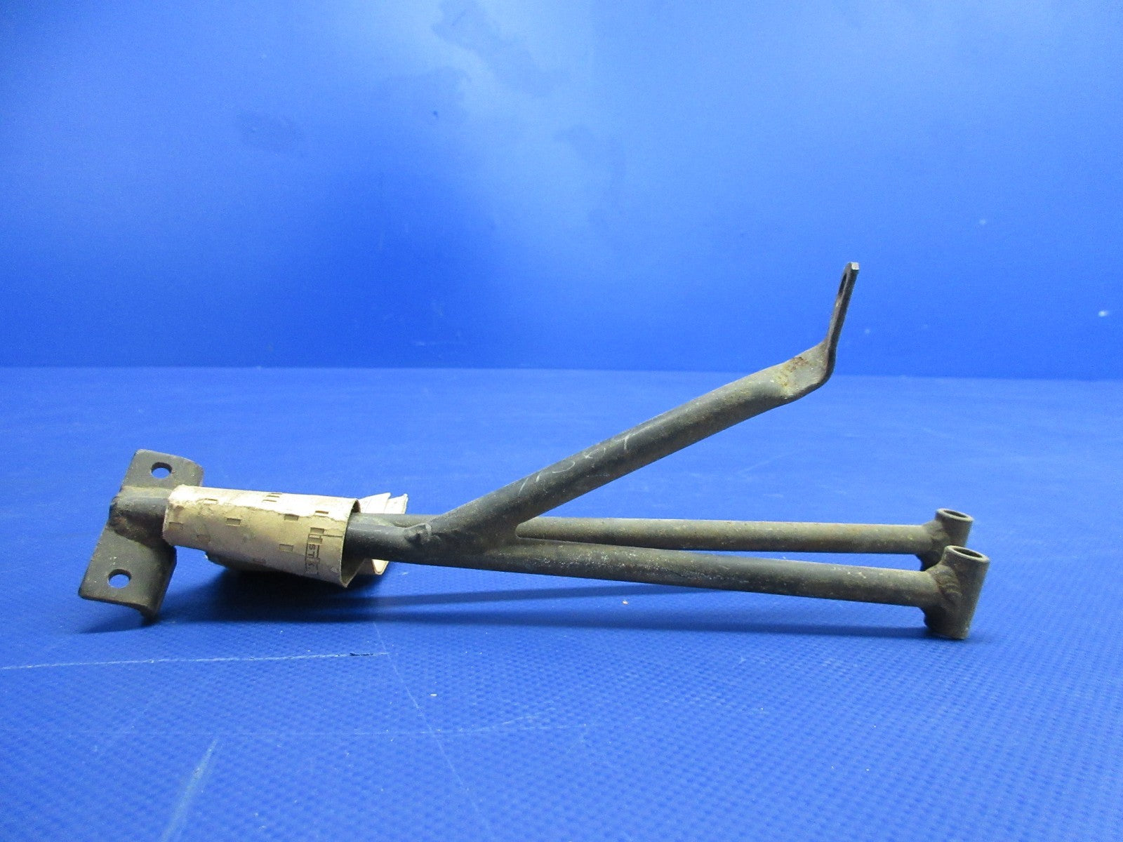 Piper PA-31 Throttle Control Support Bracket P/N 41369-00 NOS (0426-765)11