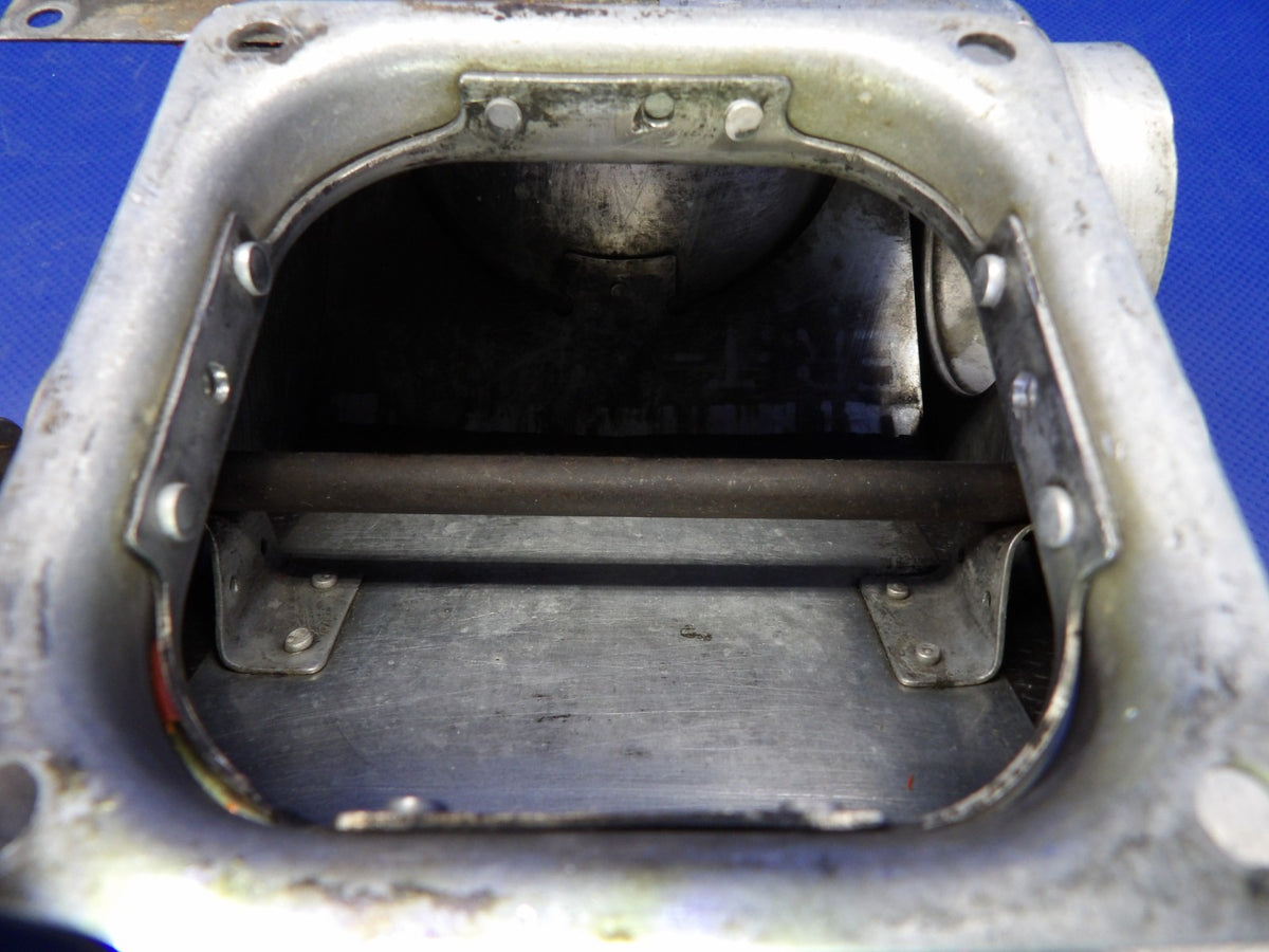 Cessna 182 Carburetor Airbox P/N 0750133-1 (0526-1378)6