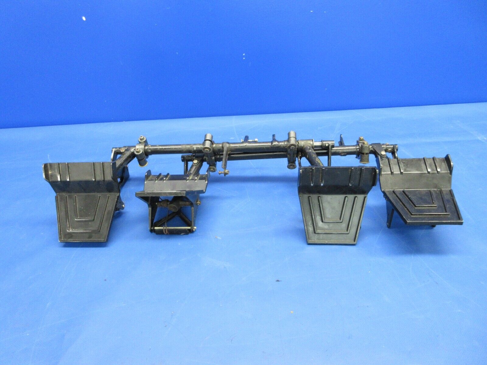 Cessna 180 / 180K Rudder & Brake Pedals w/ Rudder Bars P/N 0760032-3 ...