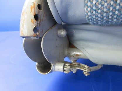Cessna 310 / 310R LH / RH Aft Seat P/N 0812825-24 (1124-1438)