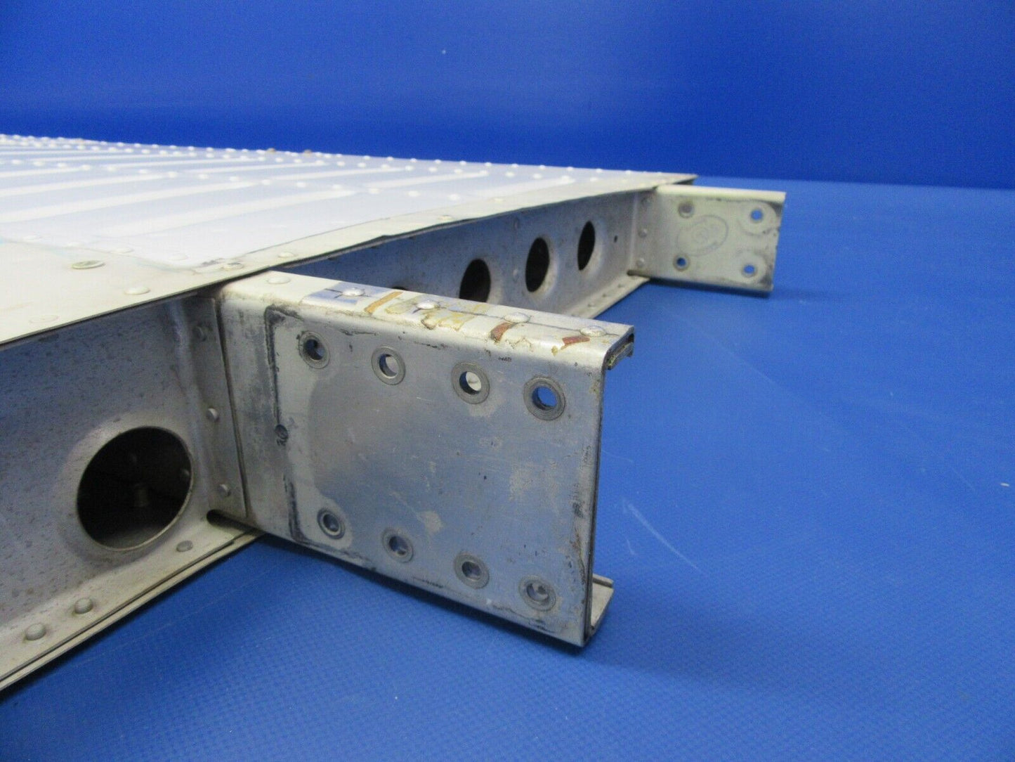 Beech D95A Travel Air Vertical Stabilizer P/N 95-640006-601 (0424-06)