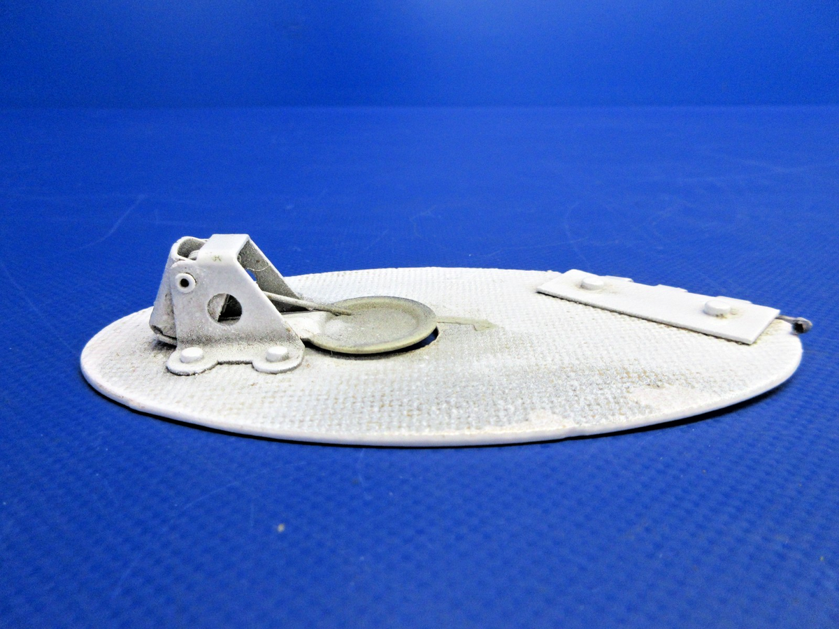 Cirrus SR22 Nose Gear Wheel Pant Access Door P/N 31783-001 (0926-866)6