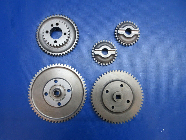 Aircraft Gears MAN CAVE / DECORATION LOT OF 9 (0724-1915)