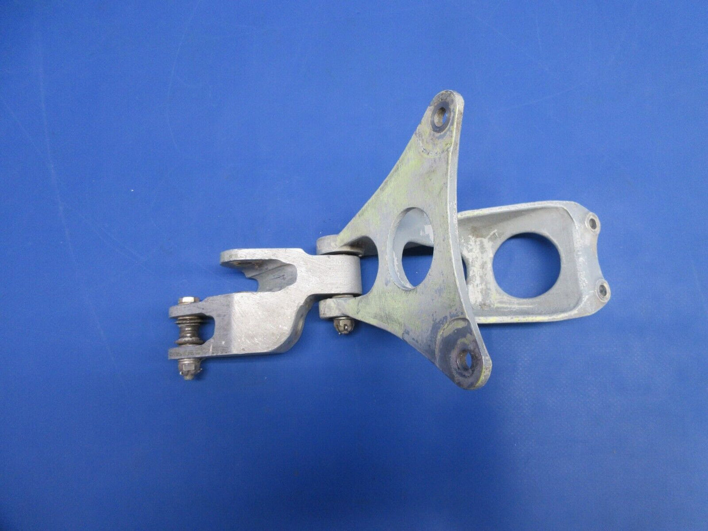Bell 47J-2 Helicopter Cyclic Control Support & Lever P/N 47-729-099-1 (1124-921)