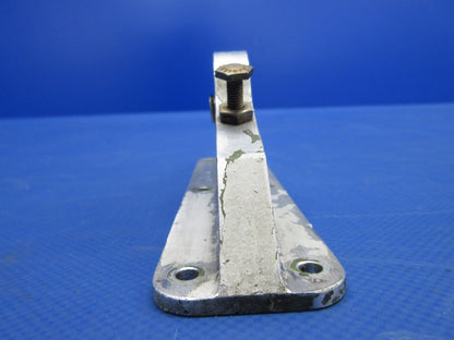 Piper PA-34-200T Seneca II Stabilator Attachment Fitting 95980-00 (0524-1218)