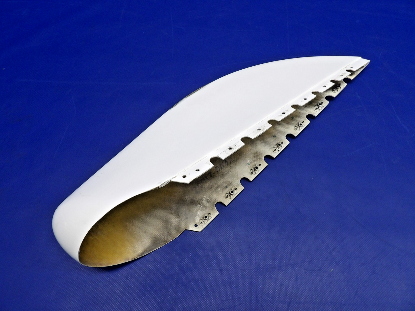 Cirrus SR20 / SR22 Rudder Bottom Fairing P/N 20917-003 (0426-1318)5