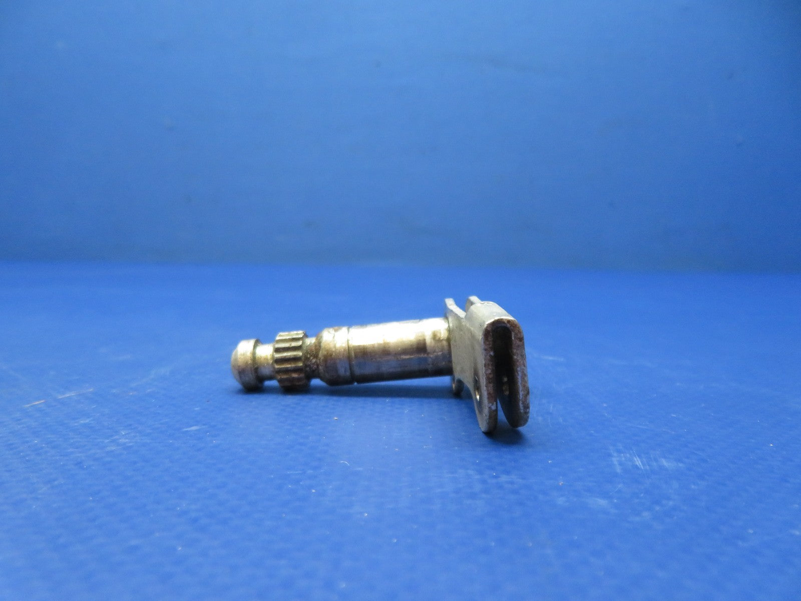 Cessna 172 / 172G LH Shaft Cabin Door Latch P/N 1511212-6 (0326-176)3