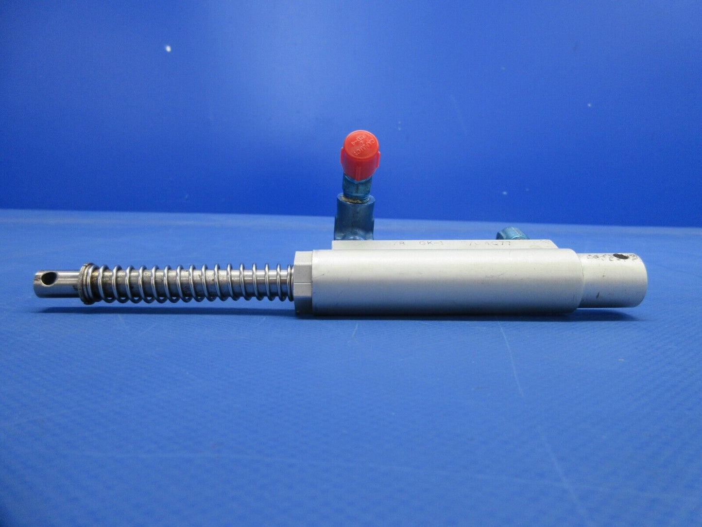 Piper PA-32RT-300T Lance II Pilot Master Cylinder Assy P/N 17000 (0924-860)