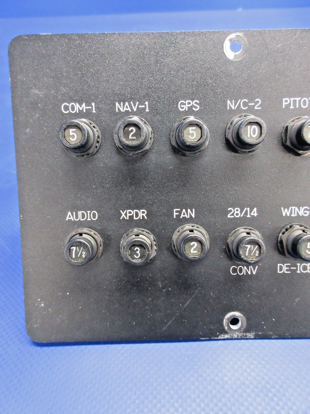 Cessna 310 / 310I Circuit Breaker Panel (0326-948)7