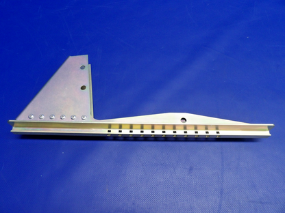 Cirrus SR20 / SR22 Crew Seat Track P/N 12490-010 NOS (0426-1370)2