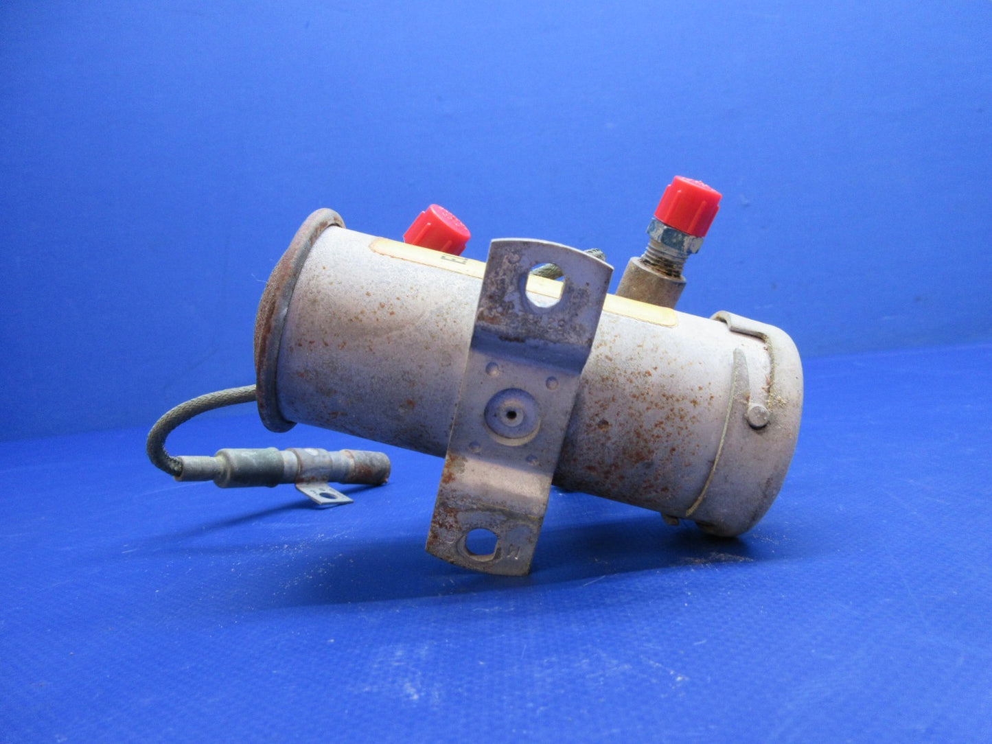 Globe GC-1B Swift Bendix Electric Fuel Pump 12V P/N 476-410 TESTED (0426-824)8