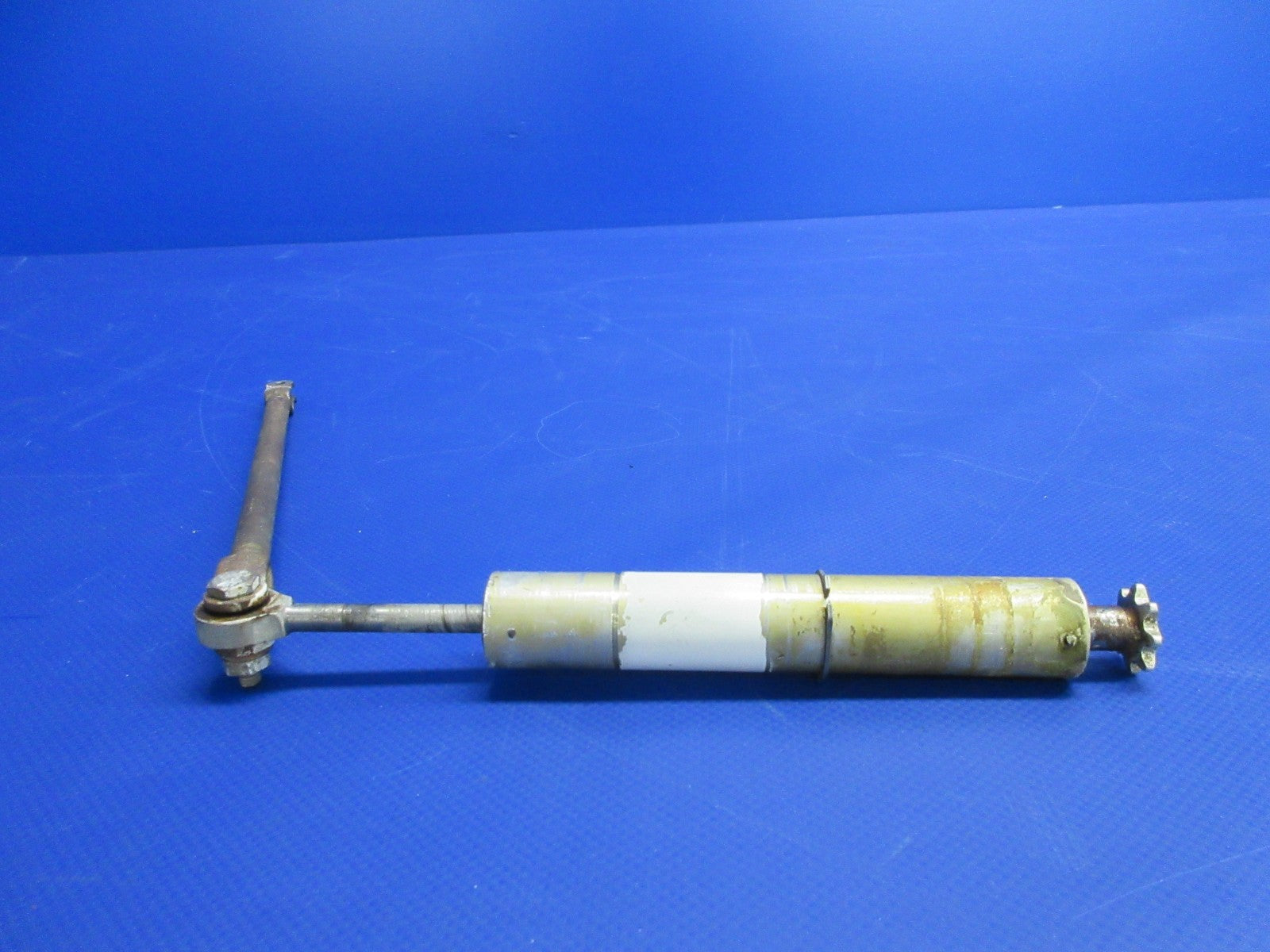 Cessna 310 / 310I Aileron Trim Tab Actuator P/N 0310293-2 (0326-950)4