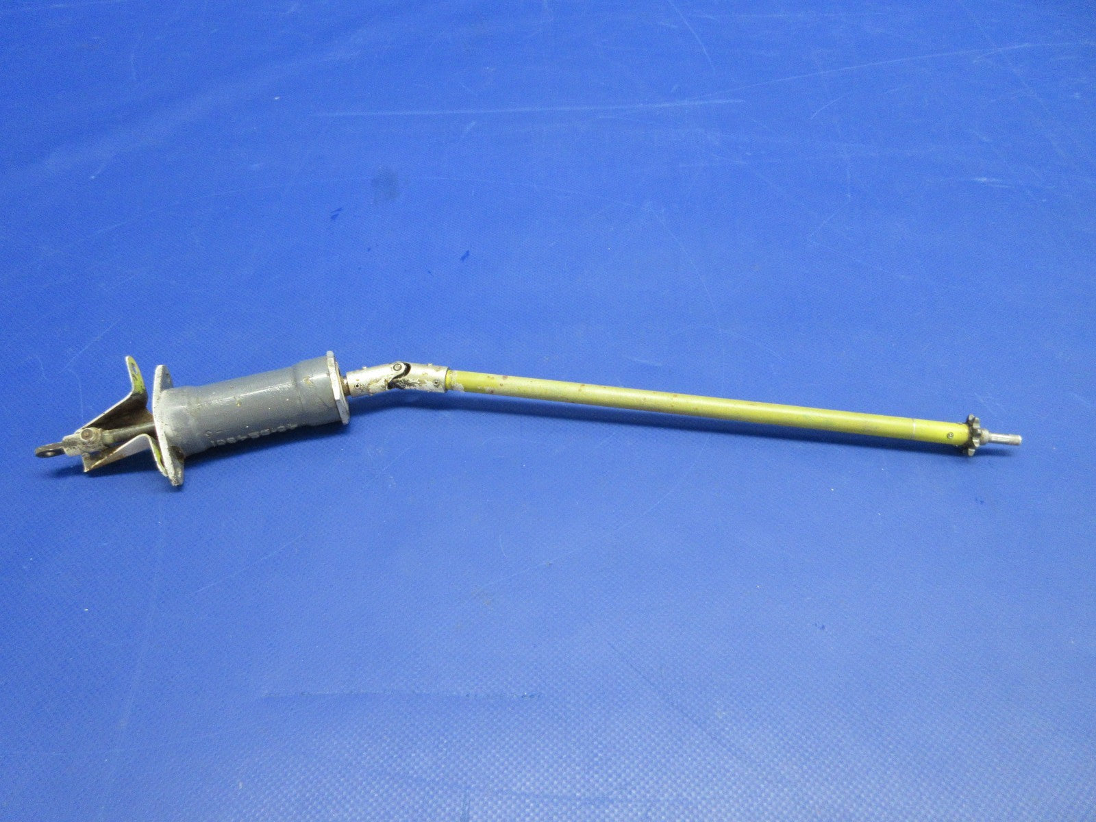 Beech D95A Travel Air Elevator Trim Tab Actuator LH P/N 45-524565-3 (0326-735)0