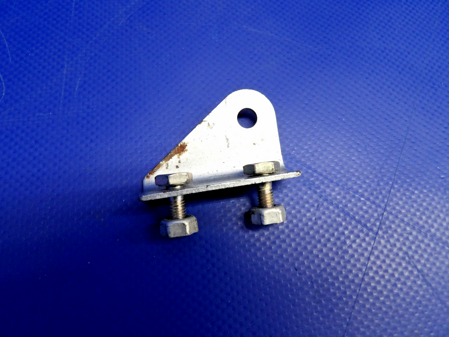 Cessna 172G Seat Belt Fitting LH/RH INBD/OTBD 0510205-3 & -4 SET OF 4 (0326-12107