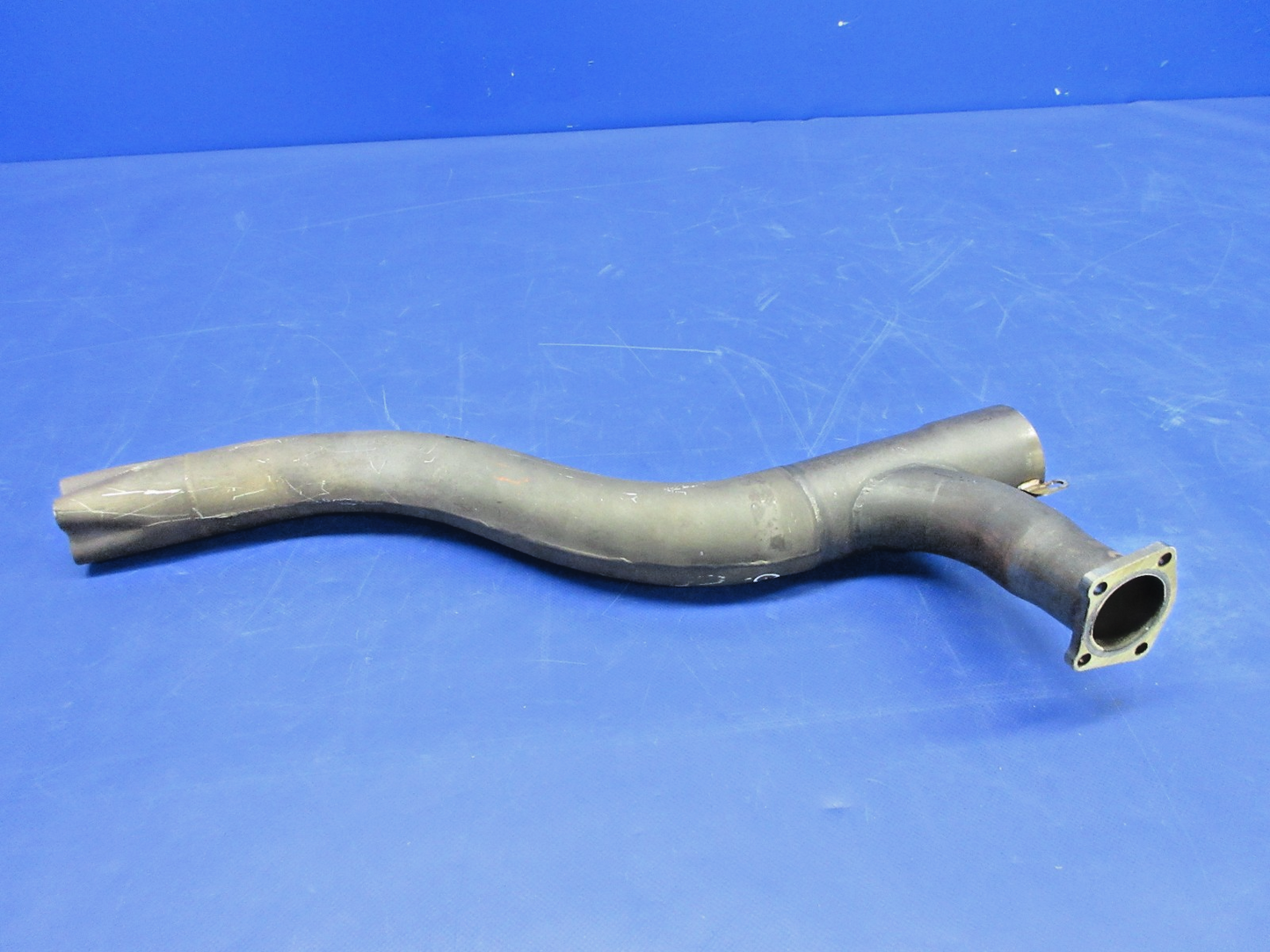 Cessna 310 / 310I AFT LH Exhaust Riser P/N 0850670-23 (0326-962)2