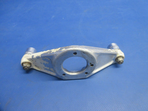 Piper PA-32RT-300T Lance II Nose Wheel Steering Arm Assy P/N 44386-03 (0924-901)