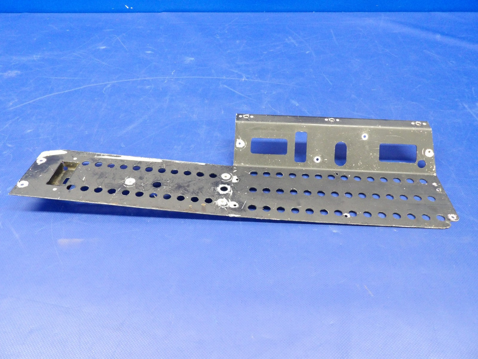 Piper Cheyenne Circuit Breaker Panel Cover LH + RH P/N 48179-72 (0626-1330)1