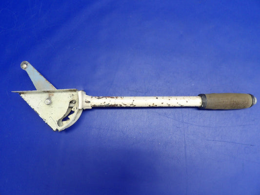 Piper PA-28-140 Cherokee Flap Control Handle P/N 62706-03 (0526-1276)0