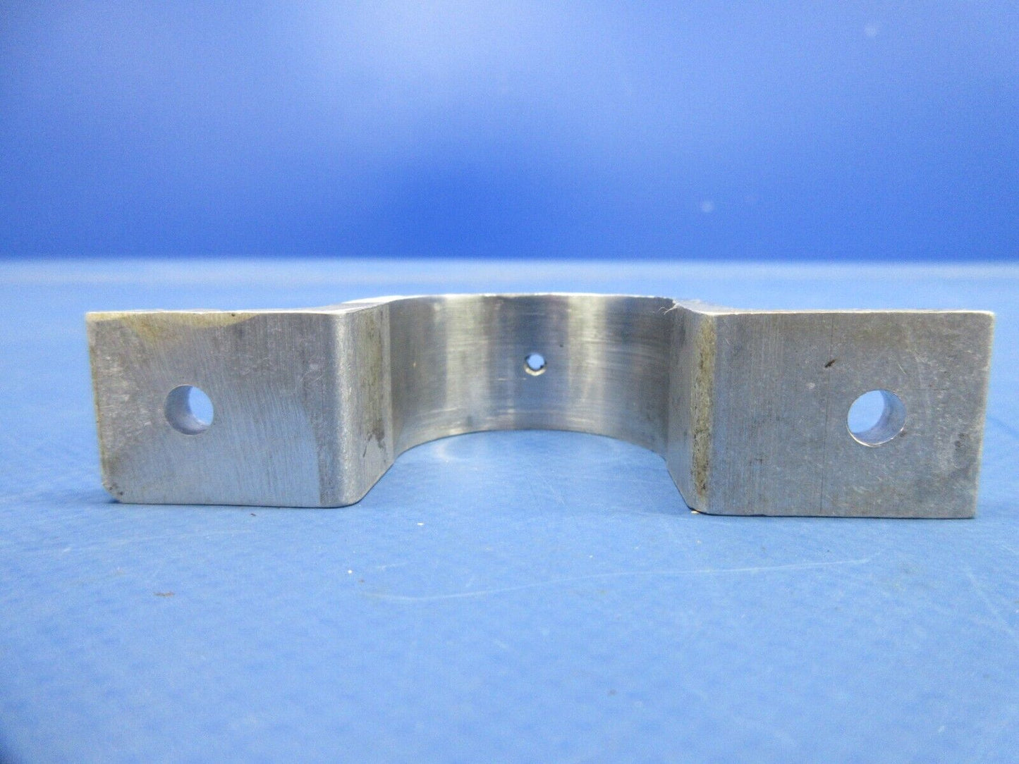 Piper PA-32RT-300T Torque Shaft Support Clamp P/N 35402-00 LOT OF 2 (0924-859)