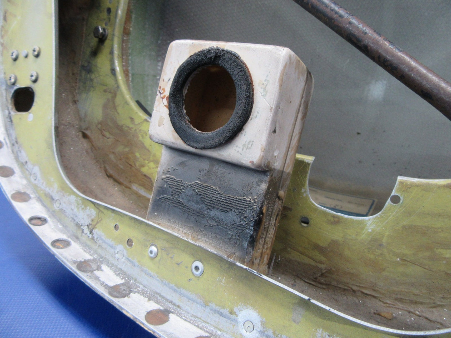 Piper PA-31T1 Cheyenne Norton Radome Nose Cone P/N 48918-7 (0426-15)4
