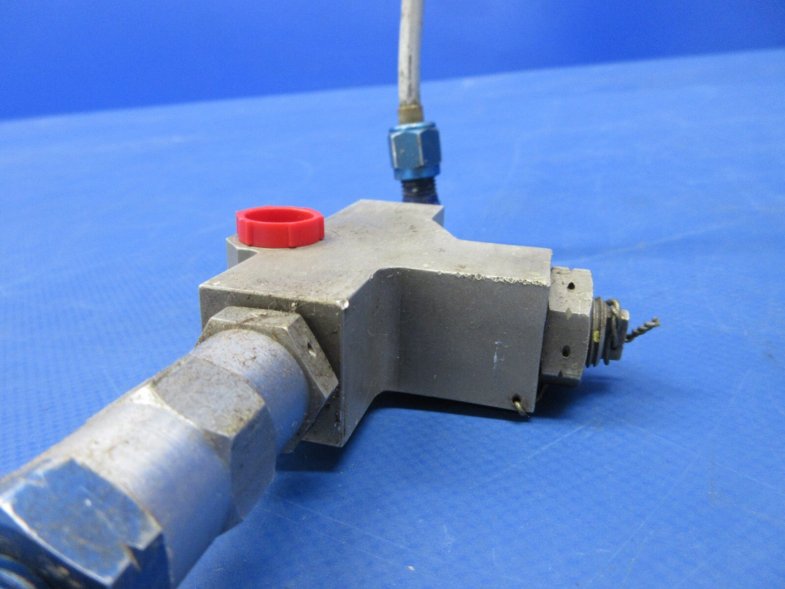 Bell 47J-2 Conair Power Cylinder Lock & Load Limiter 4010-A (1124-1367)9