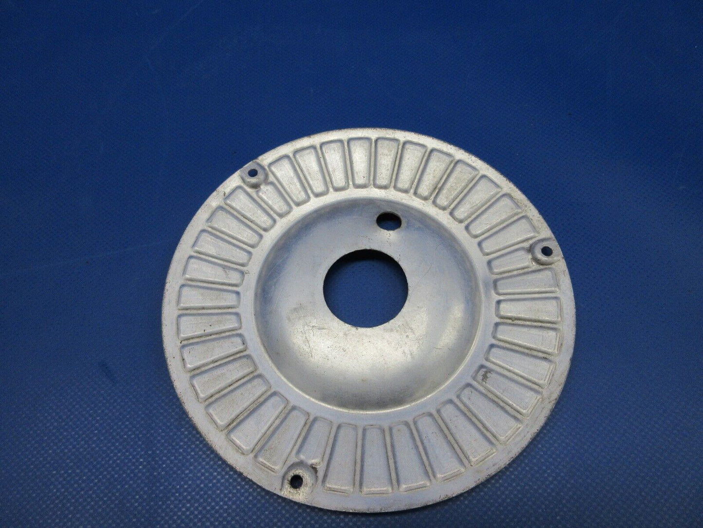 Cessna Wheel Cap 7-1/4" Diameter P/N 0741048-7 (0324-1292)
