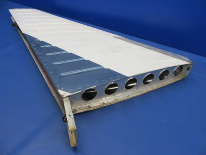 Piper PA-28-161 Warrior Vertical Stabilizer / Fin Assy P/N 66975-03 (0724-10)