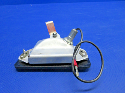 Beech 95 / D95A Landing Gear Position Indicator P/N 95-324006-601 (0326-784)10