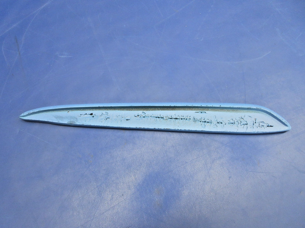 Cessna 150 /  150M LH Armrest Pad P/N 0415022-1 NOS (0926-828)3
