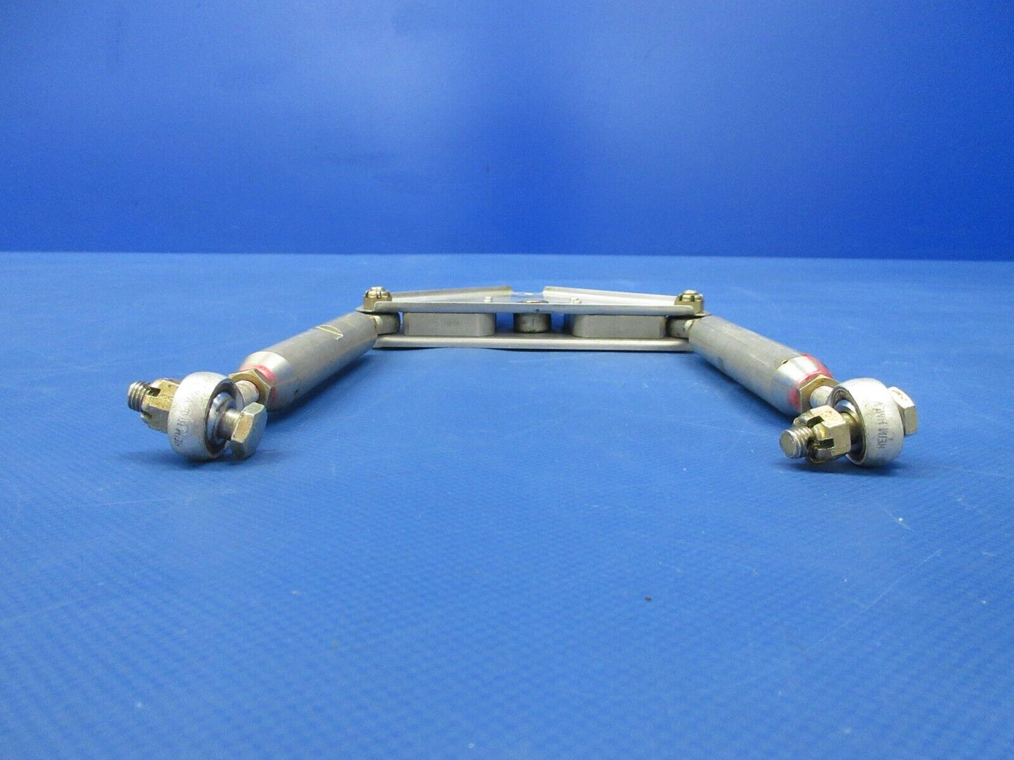 Enstrom 280FX Helicopter Tail Rotor Bellcrank RH w/ Rods 28-16154-1 (1124-1286)